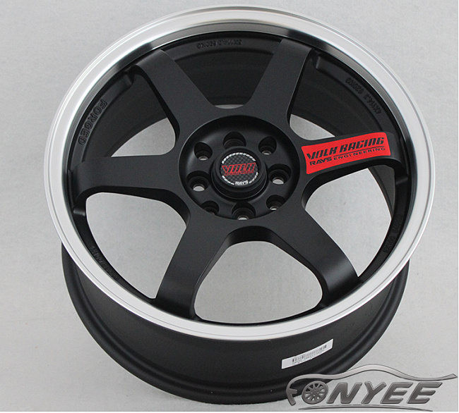 картинка Новые диски Rays TE37 R17 4X100/4X114,3 ET38 J7,5 черные матовые + хром полка магазин  StreetTuning 