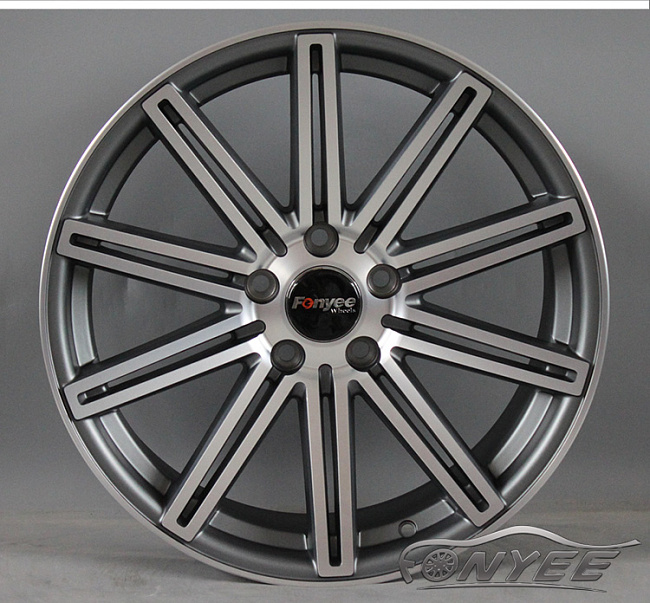 картинка Новые диски Vossen CV4 Replica R18 5X112 ET35 J8 серый мат + серебро магазин  StreetTuning 