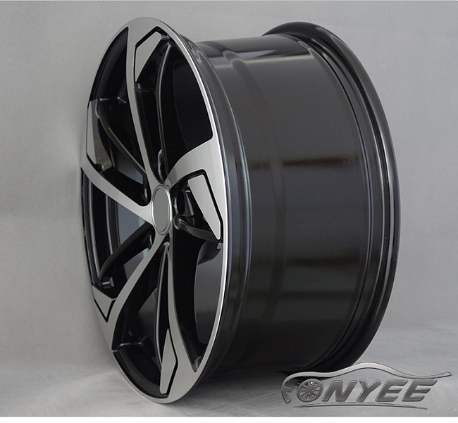 картинка Новые диски Audi style 139 R19 5x112 ET25 J8,5 черный + серебро магазин  StreetTuning 