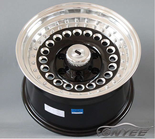 картинка Новые диски Raguna D-Force AKRO R16 6X139,7 ET-10 J9 серебро + черный глянец магазин  StreetTuning 