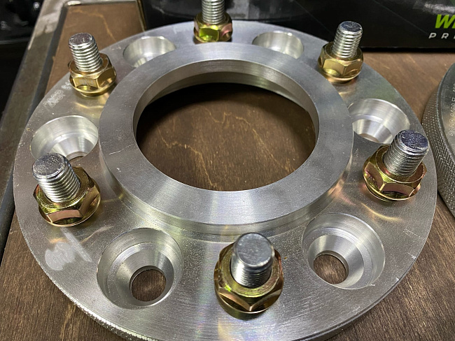 картинка Проставка Starleks 20 мм 6x139.7 12x1.5 цо 106 - РФ магазин  StreetTuning 