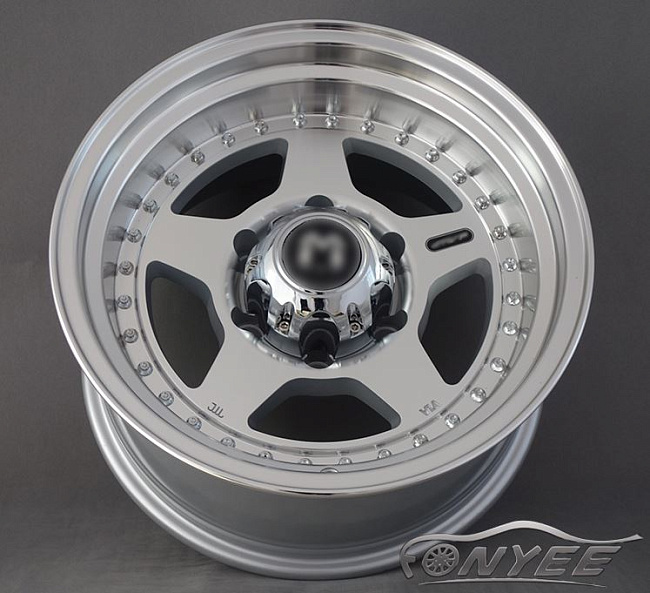 картинка Новые диски MVF-955 R16 6X139,7 ET-25 J8 серебро + серебристые болтики магазин  StreetTuning 