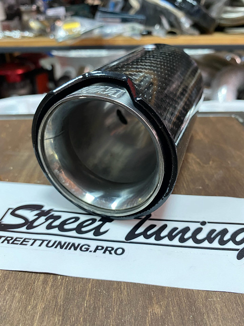 картинка Насадка на глушитель BMW M-power карбон 63x79 магазин  StreetTuning 