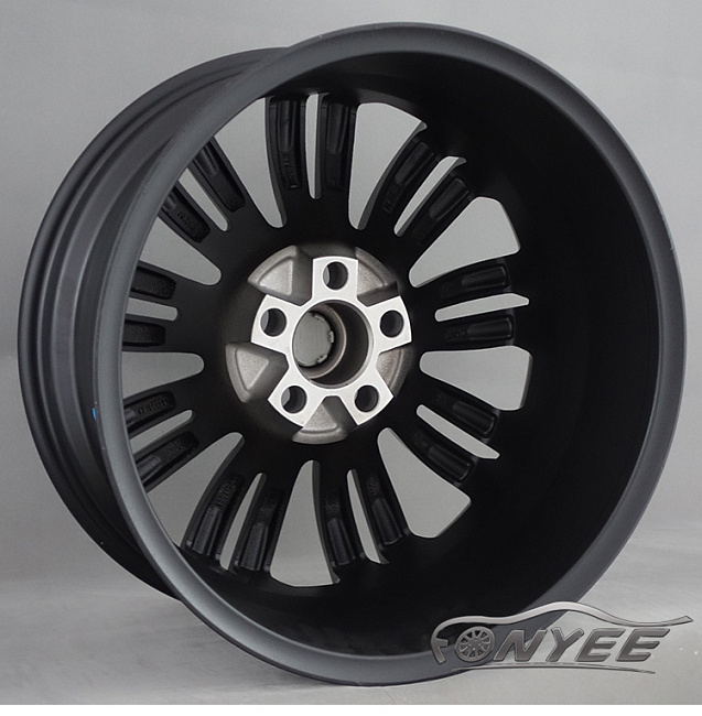 картинка Новые диски RANGE ROVER VELAR R19 5x120 ET45 J8 черный мат + серебро магазин  StreetTuning 