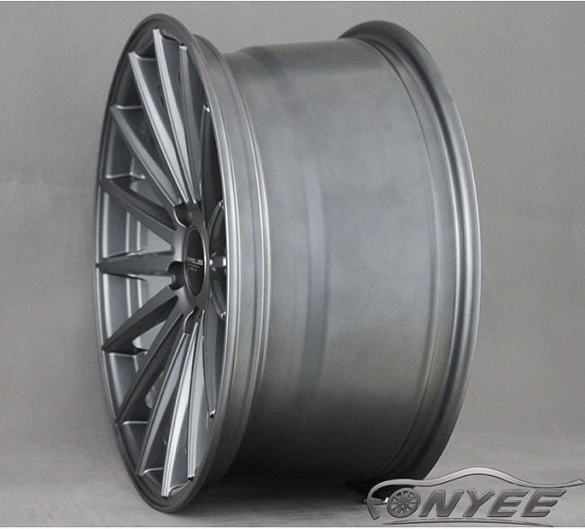 картинка Новые диски Vossen VFS2 Replica R18 5X114,3 ET40 J9,5 серый мат магазин  StreetTuning 