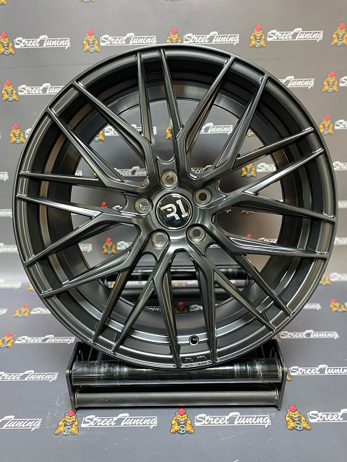 картинка Новые диски Vorsteiner V-FF 107 R19 J8.5 ET35 5X114.3 Black Mat магазин  StreetTuning 