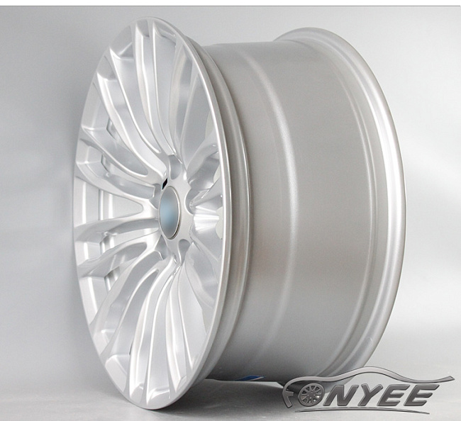 картинка Новые диски BMW style 142 R19 5x120 ET35 J9,5 серебро магазин  StreetTuning 