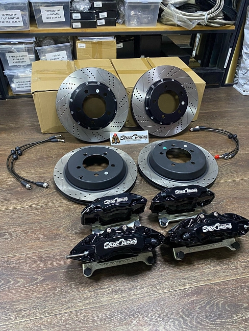 картинка Тормозная система StreetTuning для Toyota LC200, Lexus LX570 магазин  StreetTuning 