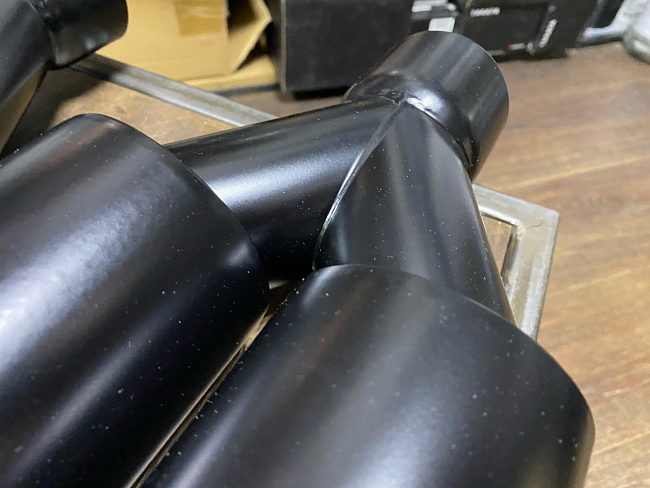 картинка Насадки на глушитель двойные, черные комплект- 2 шт 63 х 89 мм магазин  StreetTuning 