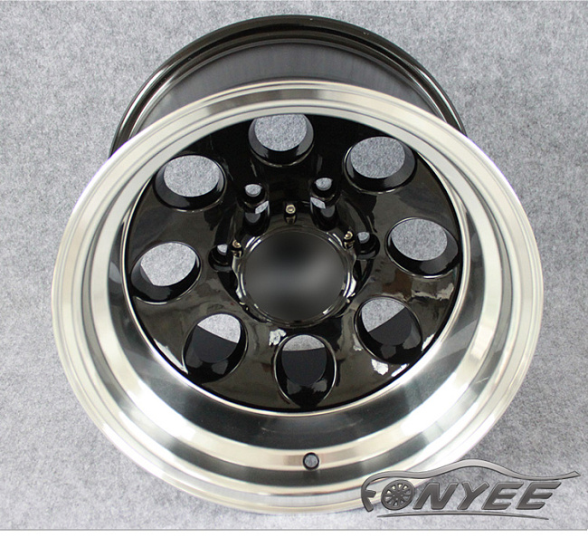 картинка Новые диски GT wheels style 2 R15 6x139,7 ET-44 J10 серебро + черный глянец магазин  StreetTuning 