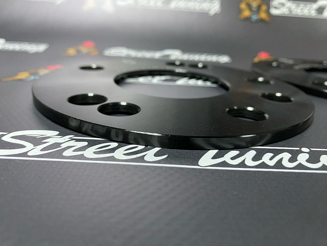 картинка Проставка Starleks 5 мм 4/5x114.3 цо 66.1 сквозная, Black магазин  StreetTuning 