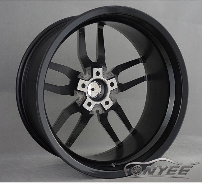 картинка Новые диски KE Flow Forming модель 4 R18 5X108 ET42 J8 черный + серебро магазин  StreetTuning 