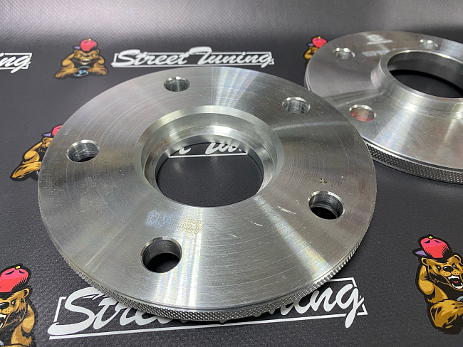 картинка Проставка Starleks 12 мм 5x130 цо 71.6 сквозная - РФ магазин  StreetTuning 