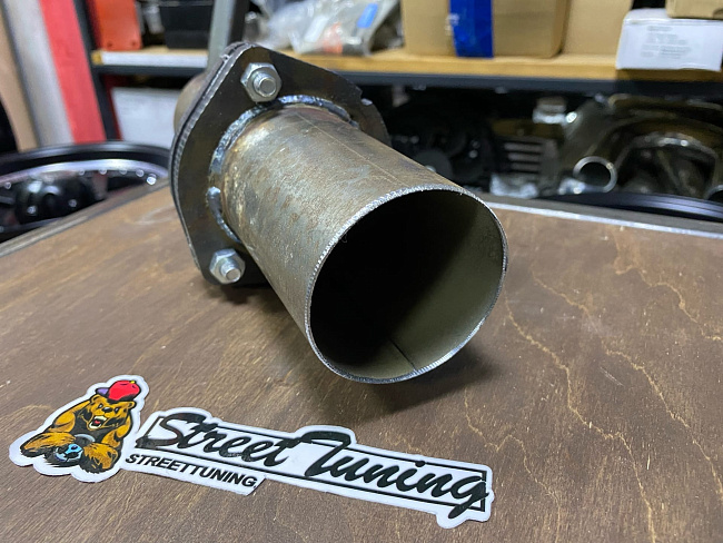 картинка Ремонтный комплект GTS с треугольными фланцами 63х63 мм, универсальный магазин  StreetTuning 