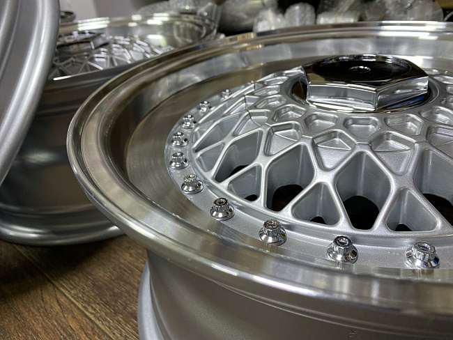 картинка Новые диски BBS RS R14 J6,5 ET25 4x100/4x114.3 , серебро + полировка магазин  StreetTuning 