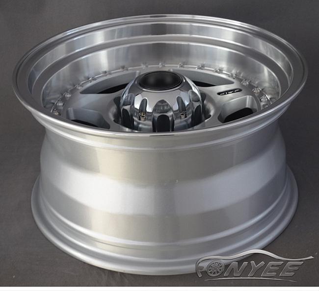 картинка Новые диски MVF-955 R16 6X139,7 ET-25 J8 серебро + серебристые болтики магазин  StreetTuning 