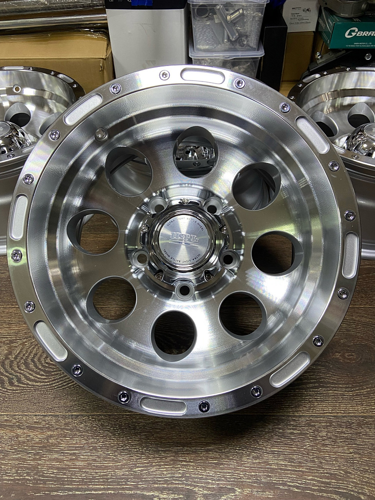 картинка Новые диски GT WHEEL Style R15 J8 et -30 5x139,7, серебро от магазина  StreetTuning