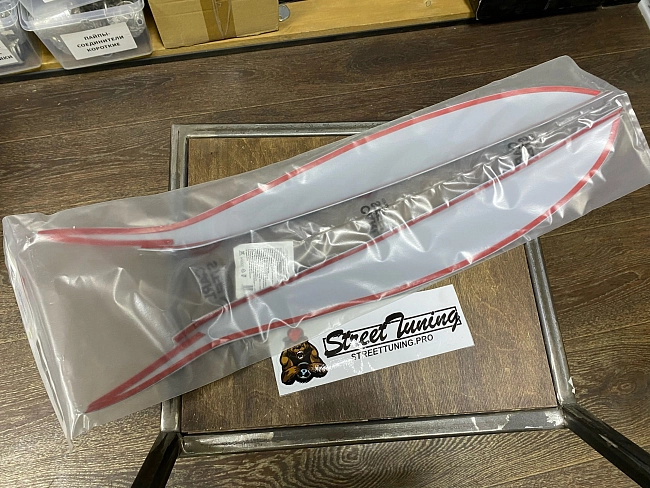 картинка Реснички на фары TOYOTA WISH 2005-2009г магазин  StreetTuning 