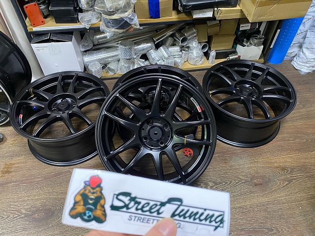 картинка Новые диски Work Emotion Cr-kiwami R17 J7,5 ET40 4X100 , черные. магазин  StreetTuning 