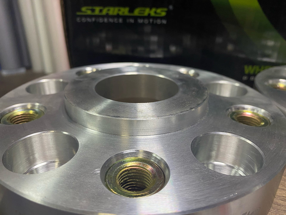 картинка Проставка Starleks 30 мм 5x130 14x1.5 цо 84,1 - РФ от магазина  StreetTuning