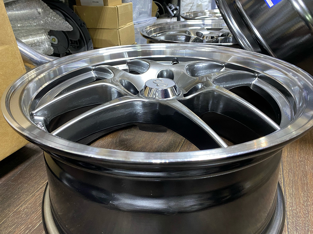 картинка Новые диски ENKEI R15 J7 ET36 4x100 Hyper Black от магазина  StreetTuning