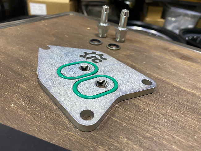 картинка Адаптер-переходник для доп радиатора АКПП 09S VAG 8 ступ Aisin магазин  StreetTuning 