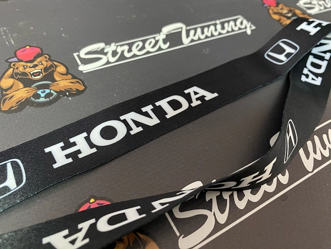 картинка Шнурок для ключей Honda "тканевый", черный магазин  StreetTuning 