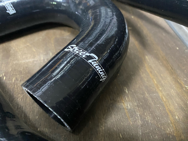 картинка Патрубки радиатора STREETTUNING для Mitsubishi Lancer Evo 10 магазин  StreetTuning 