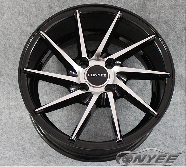 картинка Новые диски Vossen CVT-R Replica R15 4X100 ET35 J7 черный глянец + серебро магазин  StreetTuning 