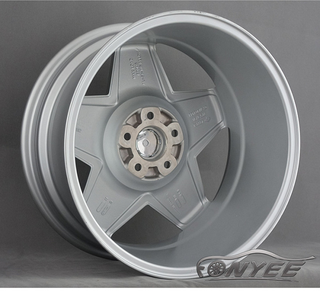 картинка Новые диски Performa 20 R18 J8,5 ET+35 5x112 серебро магазин  StreetTuning 