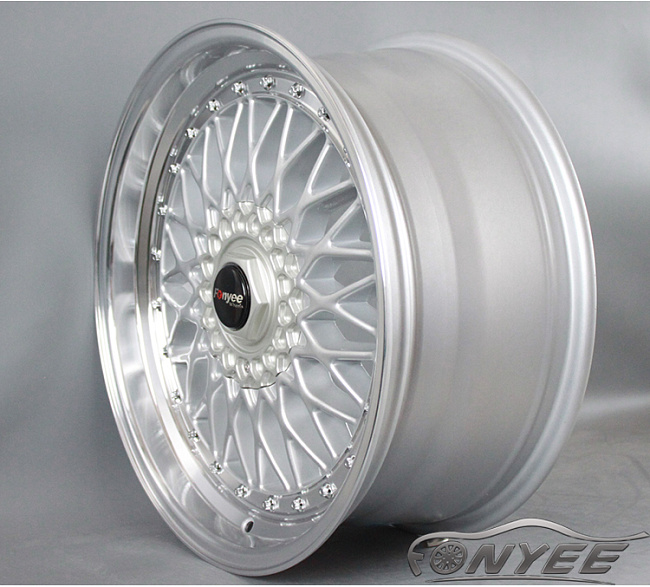 картинка Новые диски BBS RS R18 5X114,3/5X112 ET32 J8 серебро + полированная полка магазин  StreetTuning 