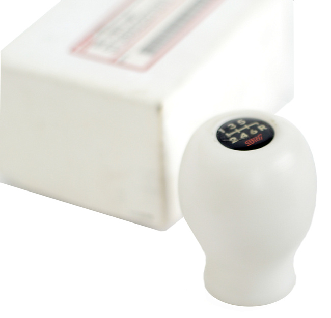 картинка Ручка КПП - STI, белая магазин  StreetTuning 