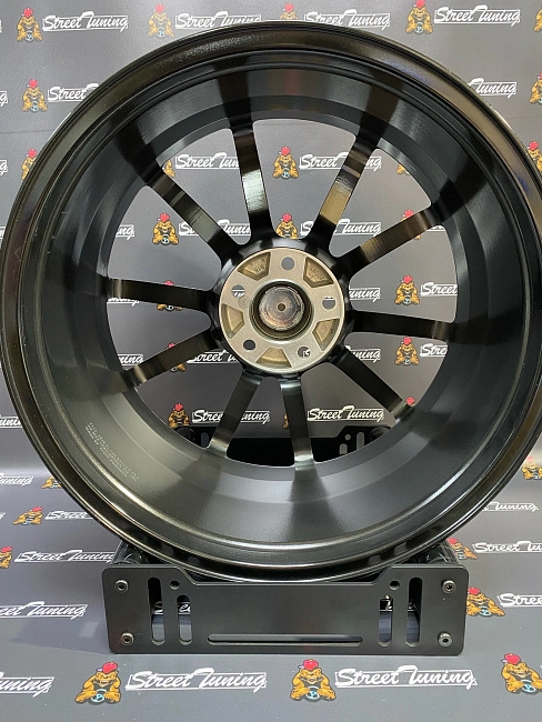 картинка Новые диски HRE DQ015 Flow Forming R19 J8.5 ET35 5x114.3 Hyper Black магазин  StreetTuning 