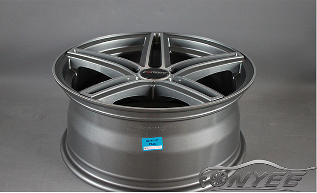 картинка Новые диски Vossen CV5 Replica R17 5X114,3 ET40 J7,5 серый + серебро магазин  StreetTuning 