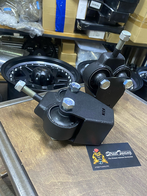 картинка Опоры ДВС(GRFSE) Lexus GS,IS, Toyota Crown,Mark X магазин  StreetTuning 