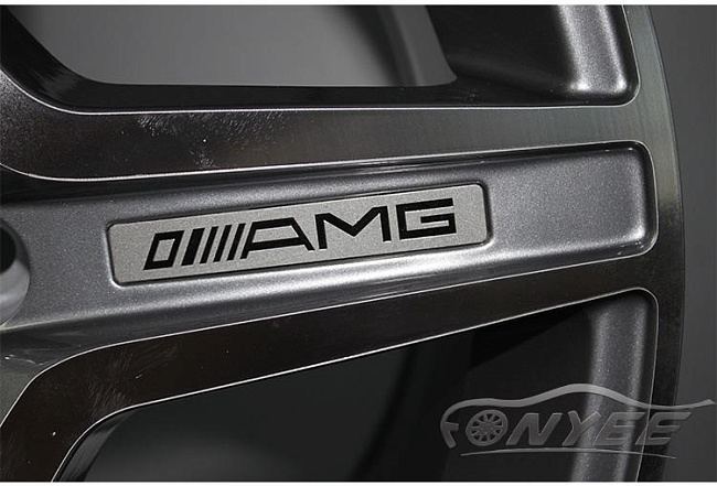 картинка Новые диски WR.05 MERCEDES AMG C63 R17 5x112 ET43 J8 серый + серебро магазин  StreetTuning 