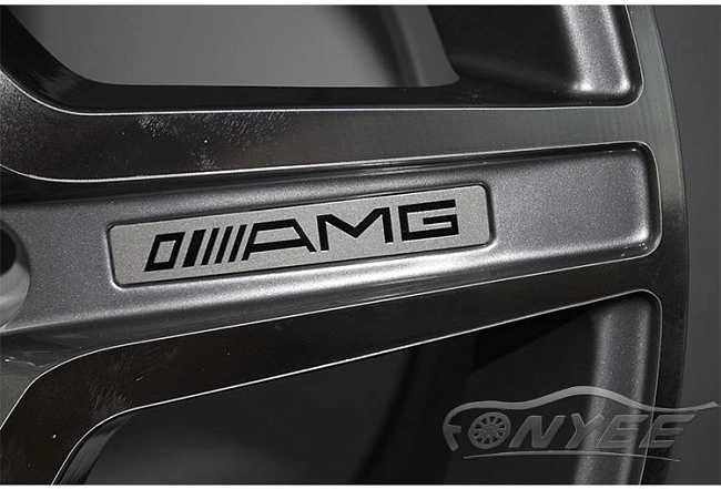 картинка Новые диски WR.05 MERCEDES AMG C63 R17 5x112 ET43 J8 серый + серебро магазин  StreetTuning 