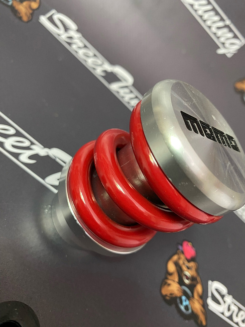 картинка Ручка КПП MOMO Springs в стиле койловера, серебро, пружина красная магазин  StreetTuning 