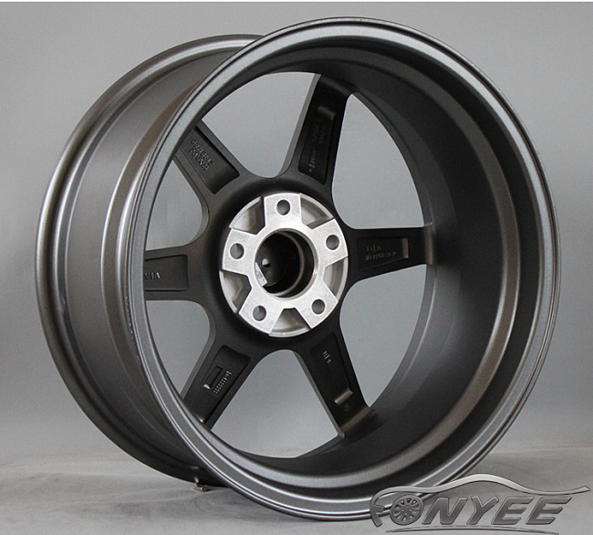 картинка Новые диски SHOGUN EMOTION R V06-R R18 5X114,3 ET30 J10 серебро + серый магазин  StreetTuning 