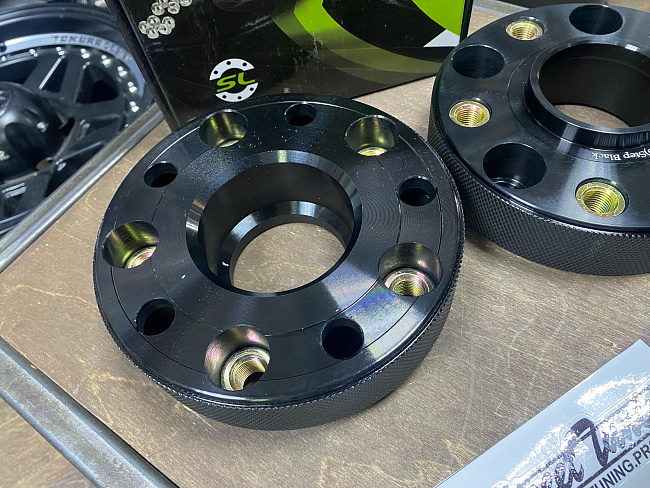 картинка Проставка Starleks 40 мм 5x130 футорочная 14x1.5 цо 71,6 магазин  StreetTuning 