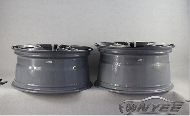 картинка Новые диски BMW F10 style R19 5x120 ET35 J9,5 серый + серебро магазин  StreetTuning 