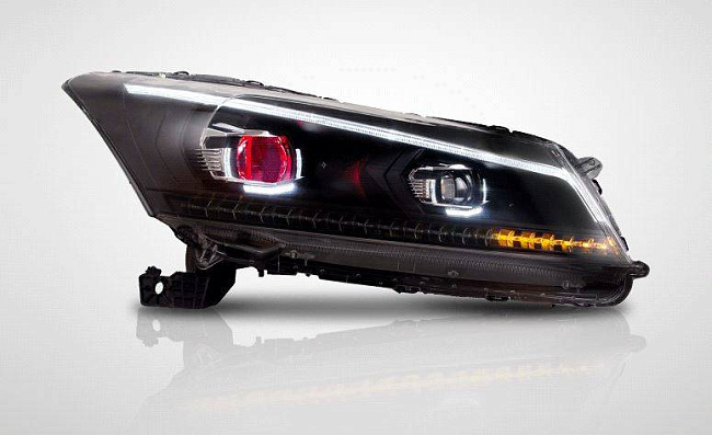 картинка Передние фары для Honda Accord 2008-2012 г магазин  StreetTuning 