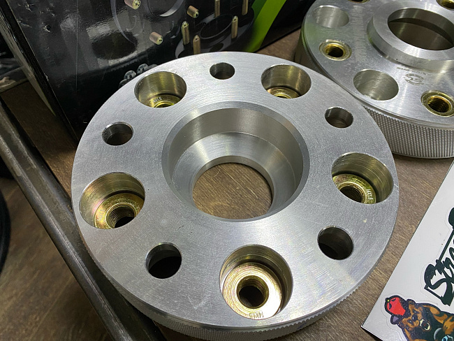 картинка Проставка Starleks 35 мм 5x130 футорочная 14x1.5 цо 71,6 - рф магазин  StreetTuning 