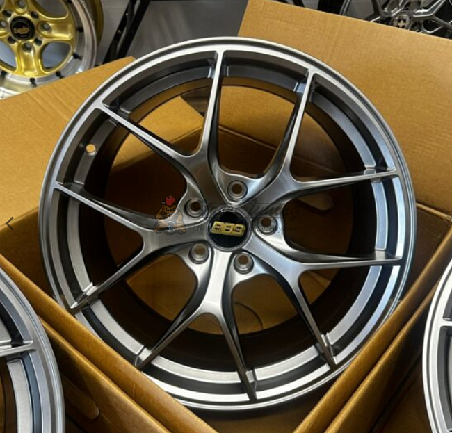 картинка Диски BBS FI-R R19 J8,5 ET35 5X120 hyper black магазин  StreetTuning 
