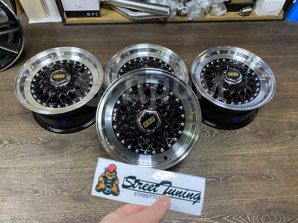 картинка Новые диски BBS RS R13 J6 ET25 4x100/4x114.3 , черные + полировка от магазина  StreetTuning
