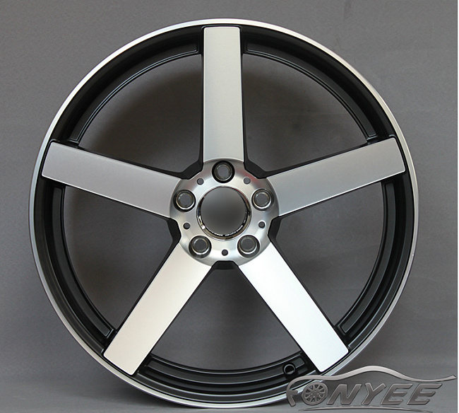 картинка Новые диски Vossen CV3 Replica R19 5X114,3 ET38 J9,5 черный + серебро магазин  StreetTuning 