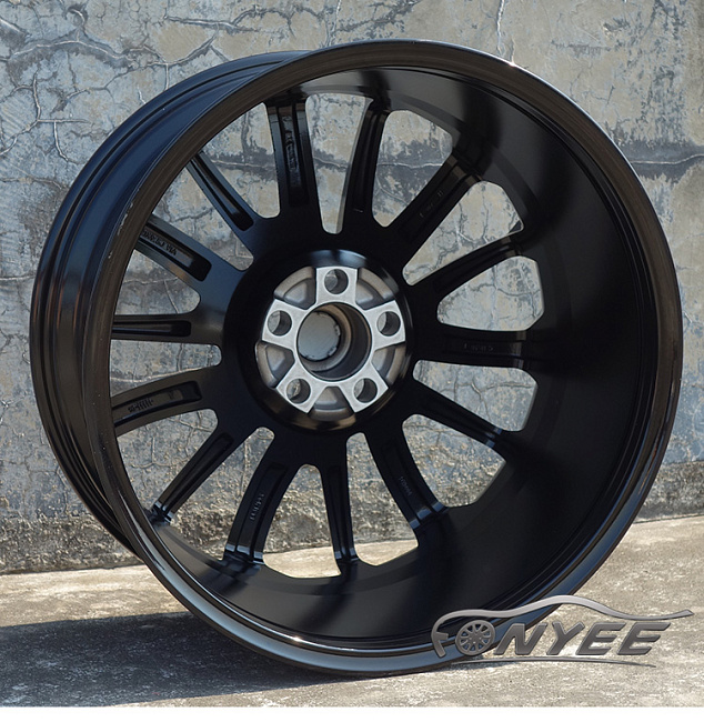 картинка Новые диски Range Rover Autobiography Wheels HSE Sport R21 5x120 ET49 J9,5 черный глянец магазин  StreetTuning 