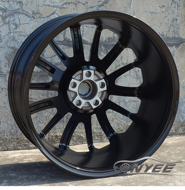 картинка Новые диски Range Rover Autobiography Wheels HSE Sport R21 5x120 ET49 J9,5 черный глянец магазин  StreetTuning 