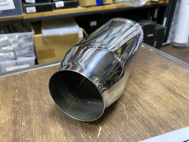 картинка Насадка на глушитель Borla style 67x102 мм хром магазин  StreetTuning 