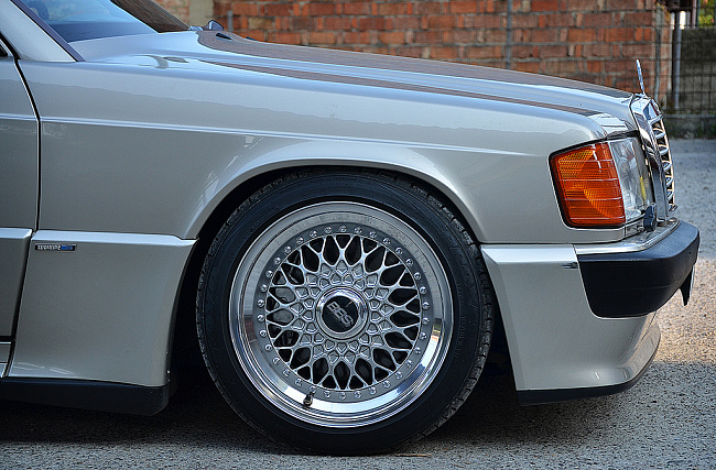 картинка Новые диски BBS RS R17 4X100/5X100 ET35 J7,5 серебро + полированная полка магазин  StreetTuning 